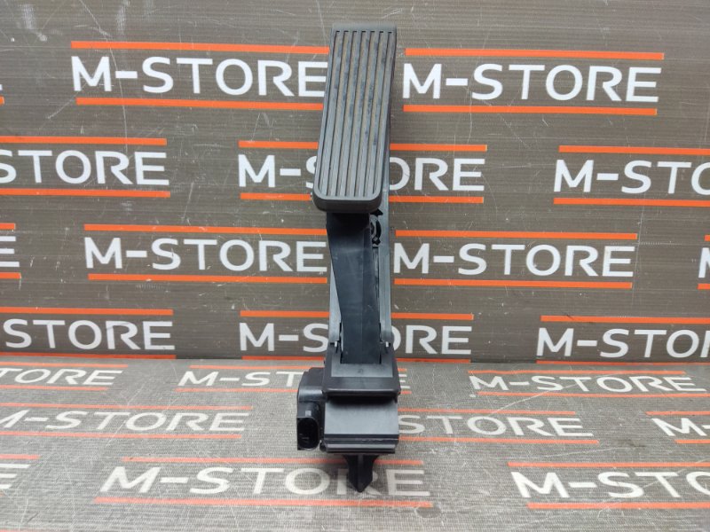 педаль газа, 1800 рублей, Красноярск