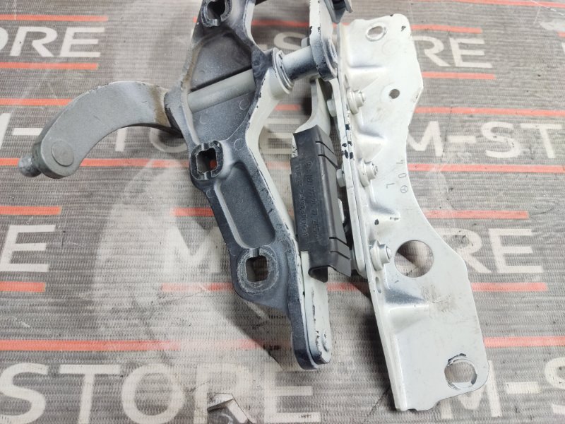 петля капота, 1640 рублей, Красноярск