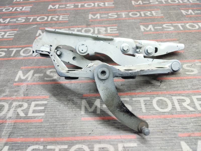 петля капота, 1640 рублей, Красноярск