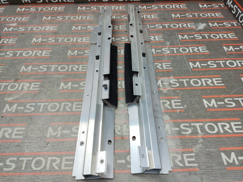 кронштейн направляющей шторки багажника, 630 рублей, Красноярск