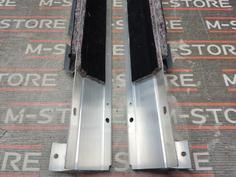 кронштейн направляющей шторки багажника, 630 рублей, Красноярск