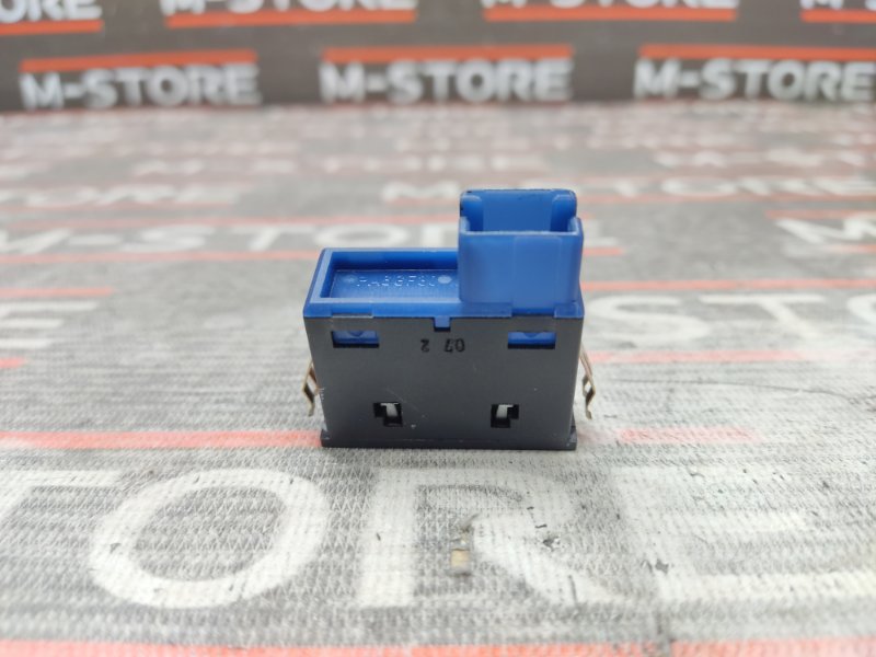 Кнопка открывания багажника, 210 рублей, Красноярск