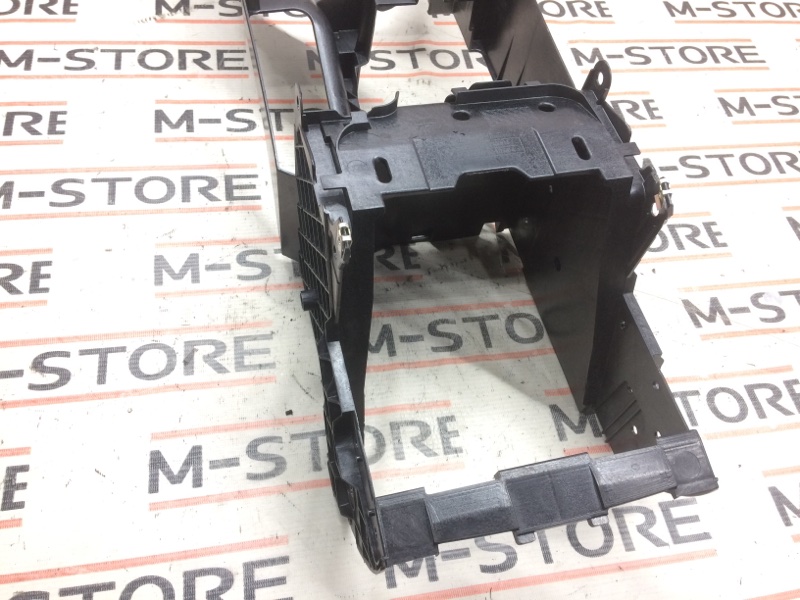 Консоль между сидений, 300 рублей, Красноярск