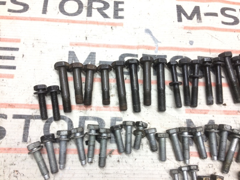 Болты и гайки ДВС, 930 рублей, Красноярск