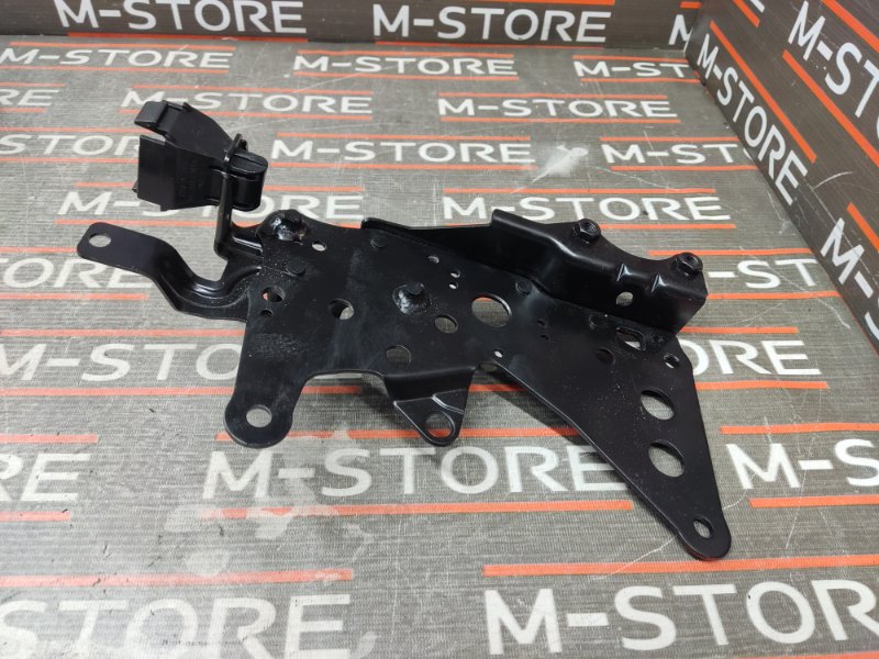 Замок спинки сиденья, 350 рублей, Красноярск