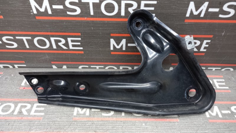 кронштейн, 450 рублей, Красноярск