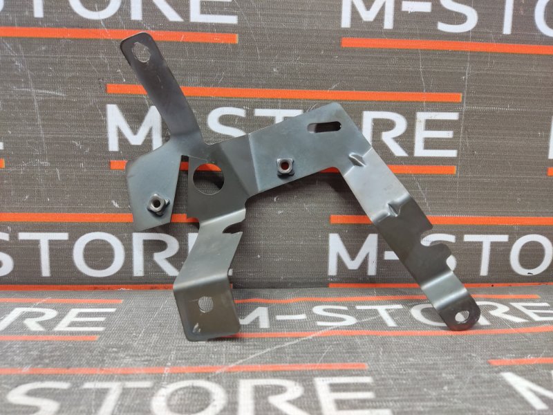 Кронштейн накладки, 300 рублей, Красноярск