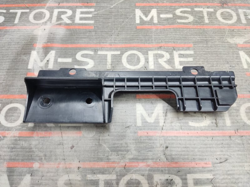 кронштейн обшивки багажника, 300 рублей, Красноярск