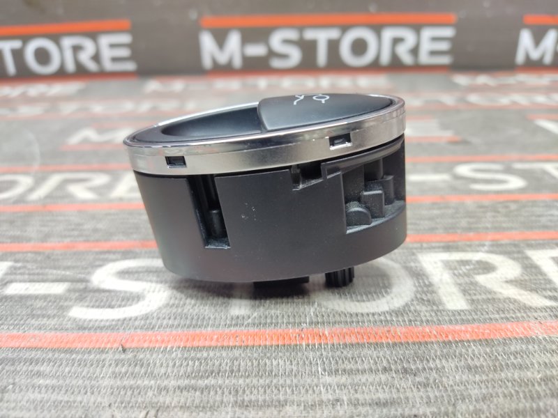 Кнопка открывания багажника, 300 рублей, Красноярск