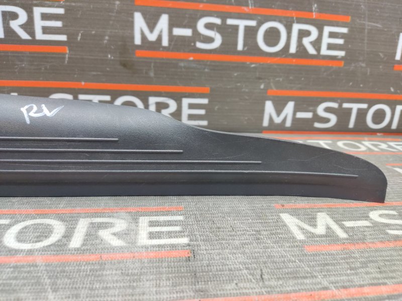 Накладка на порог салона, 200 рублей, Красноярск