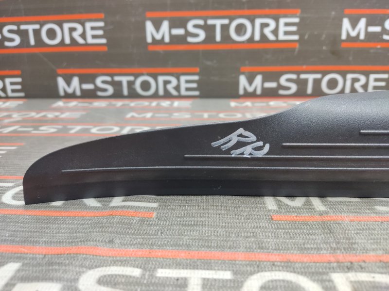 Накладка на порог салона, 200 рублей, Красноярск