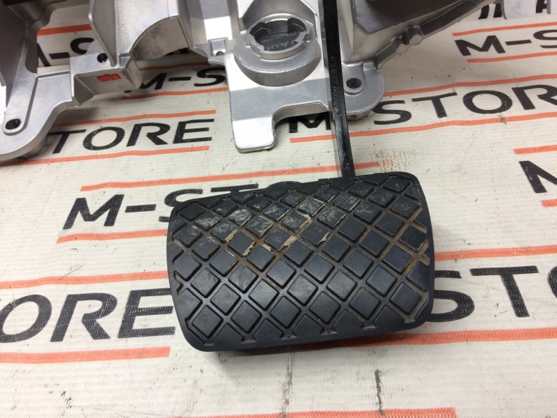 педаль тормоза, 670 рублей, Красноярск