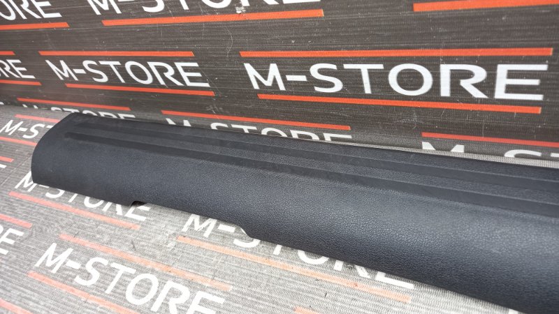 Накладка на порог салона, 350 рублей, Красноярск