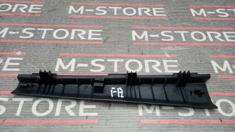 накладка стойки кузова, 340 рублей, Красноярск