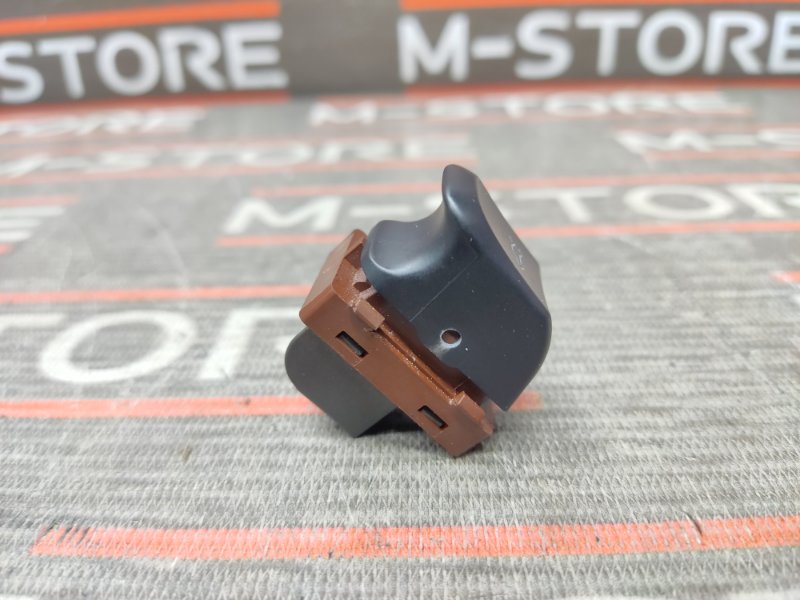 Кнопка открывания багажника, 350 рублей, Красноярск