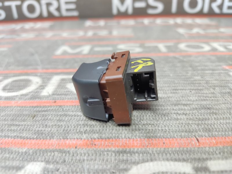 Кнопка открывания багажника, 350 рублей, Красноярск