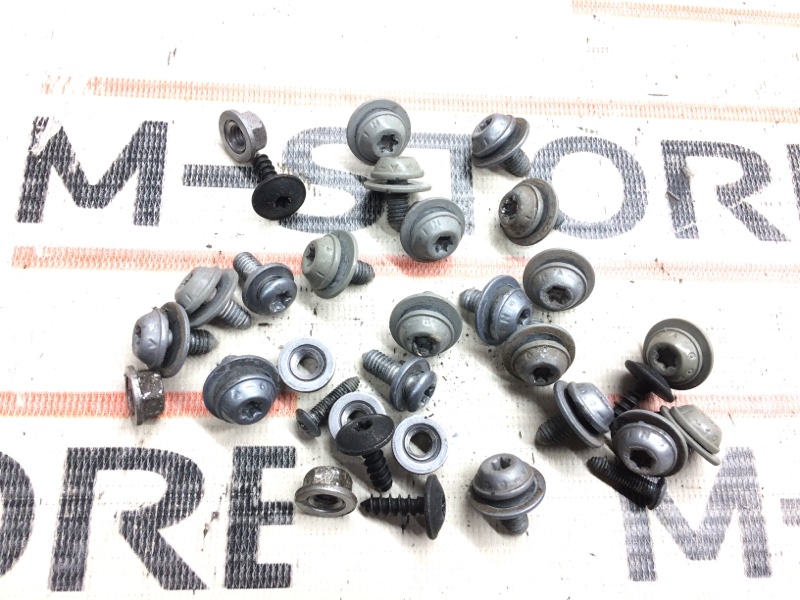 крепление крыла, 210 рублей, Красноярск