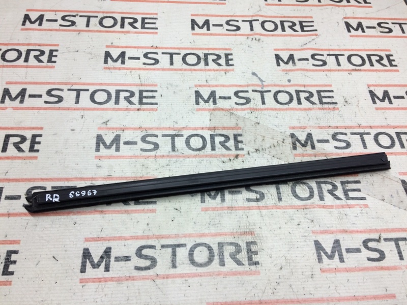 уплотнитель стекла двери, 340 рублей, Красноярск