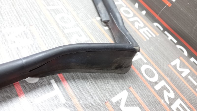 Уплотнитель капота, 630 рублей, Красноярск