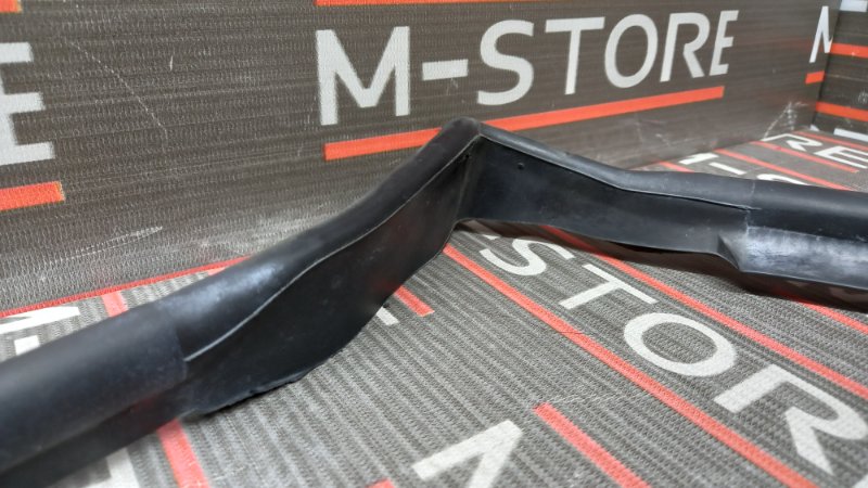 Уплотнитель капота, 630 рублей, Красноярск