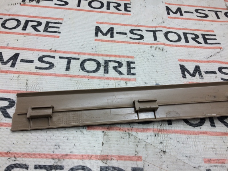 Накладка на порог салона, 330 рублей, Красноярск