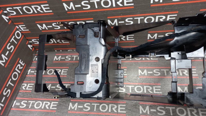 Консоль между сидений, 300 рублей, Красноярск