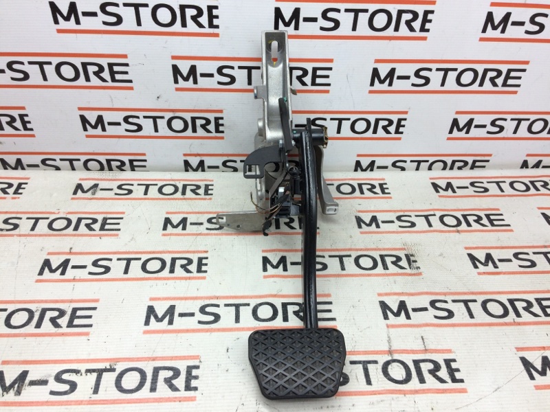 педаль тормоза, 480 рублей, Красноярск