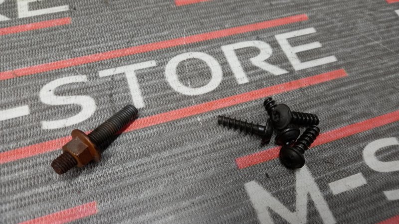 Болты и гайки ДВС, 930 рублей, Красноярск