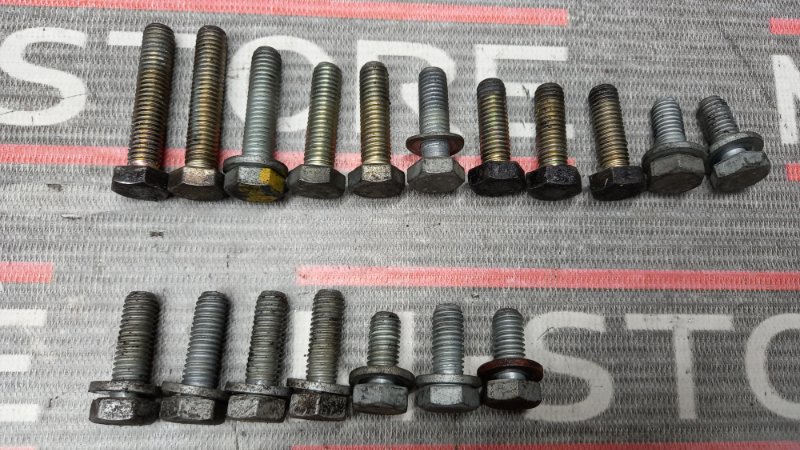 Болты и гайки ДВС, 930 рублей, Красноярск