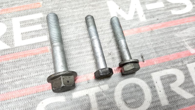 Болты и гайки ДВС, 930 рублей, Красноярск