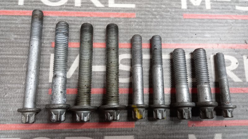 Болты и гайки ДВС, 930 рублей, Красноярск