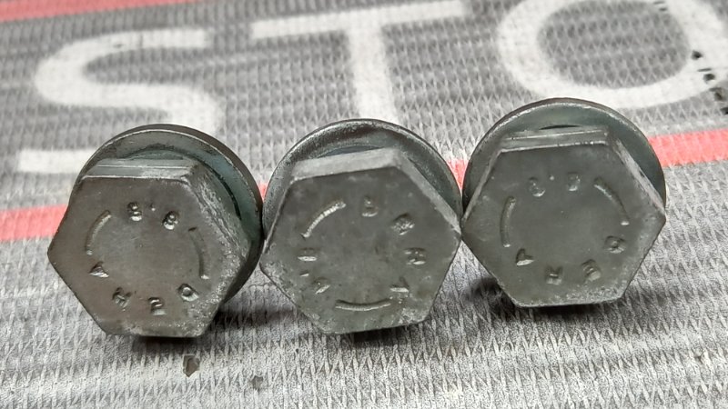 болт гидротрансформатора, 300 рублей, Красноярск