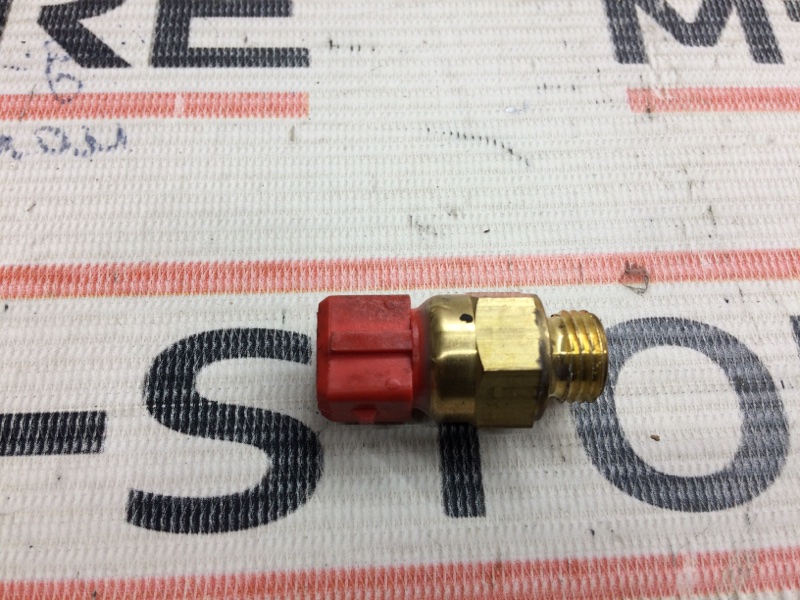 датчик температуры охлаждающей жидкости, 200 рублей, Красноярск