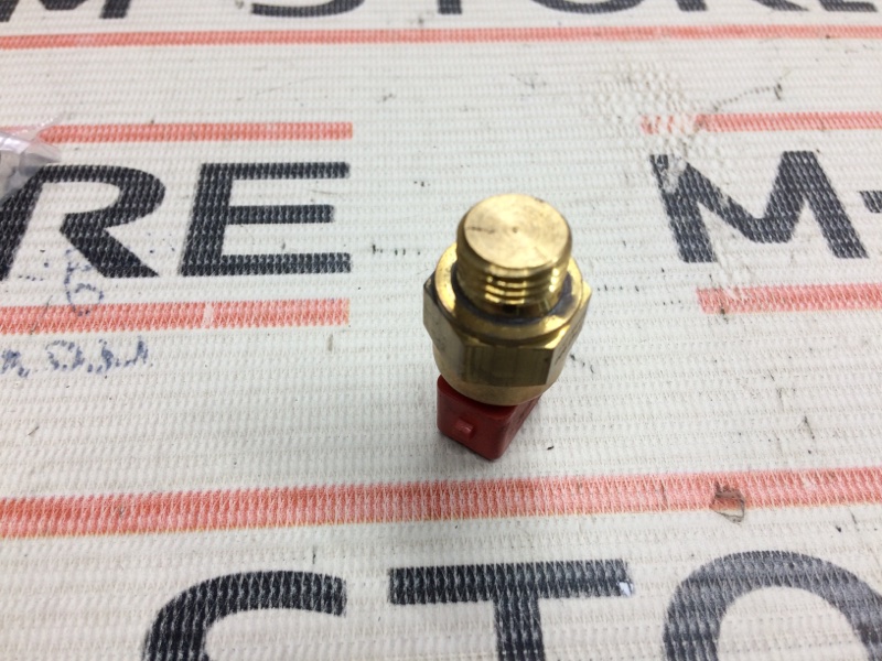 датчик температуры охлаждающей жидкости, 200 рублей, Красноярск