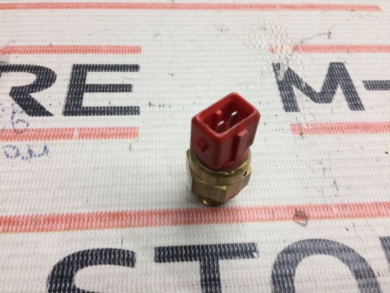 датчик температуры охлаждающей жидкости, 200 рублей, Красноярск