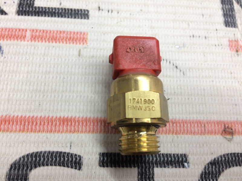 датчик температуры охлаждающей жидкости, 200 рублей, Красноярск