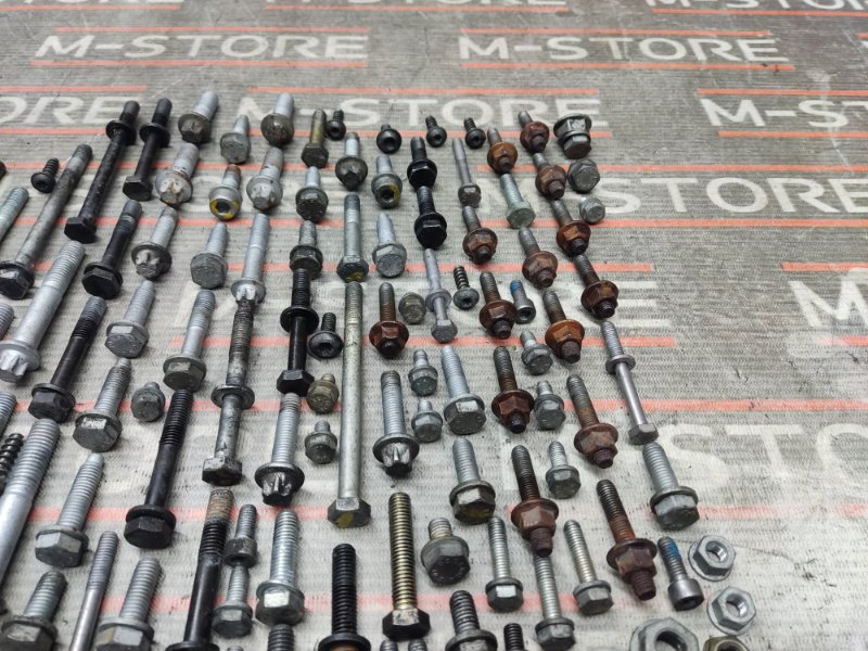 Болты и гайки ДВС, 930 рублей, Красноярск