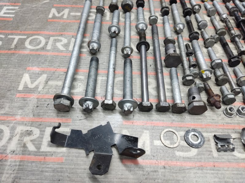 Болты и гайки ДВС, 930 рублей, Красноярск