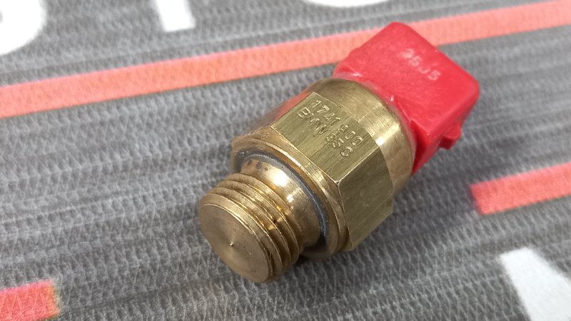 датчик температуры охлаждающей жидкости, 200 рублей, Красноярск