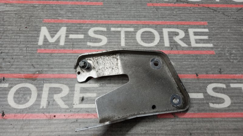 кронштейн, 300 рублей, Красноярск