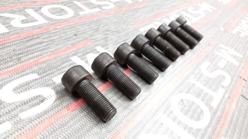 Болт маховика, 380 рублей, Красноярск