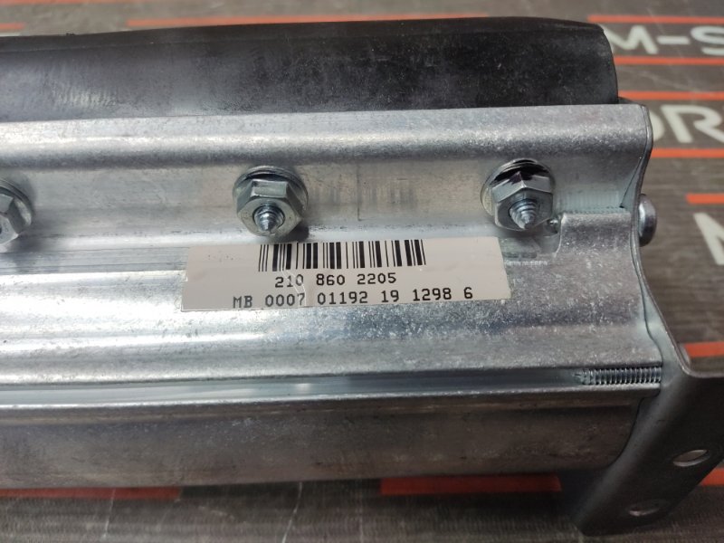 Подушка безопасности пассажирская, 630 рублей, Красноярск