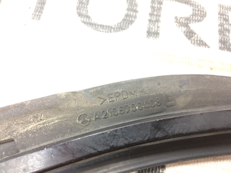 Молдинг заднего стекла, 480 рублей, Красноярск