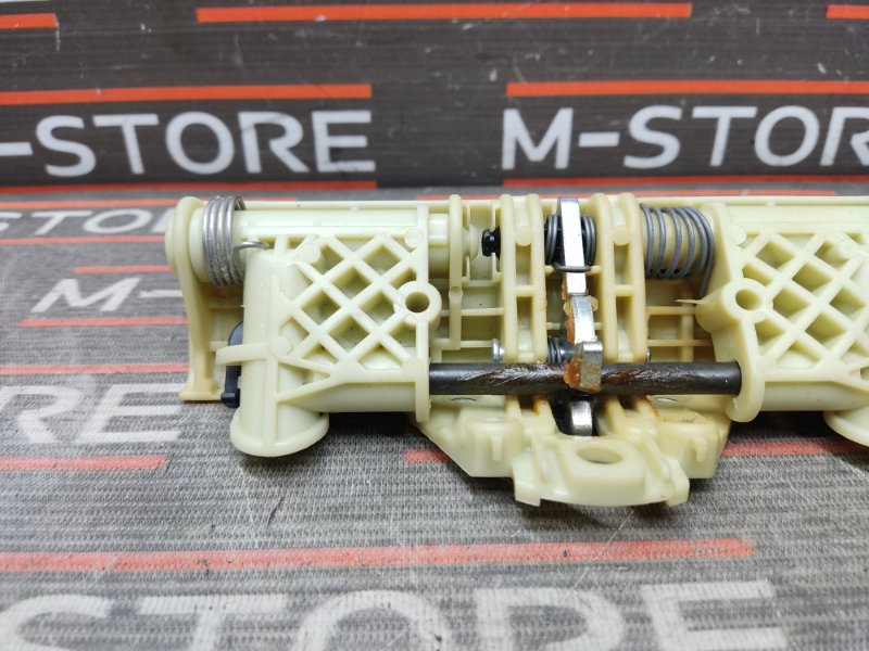 механизм складывания подголовника, 340 рублей, Красноярск