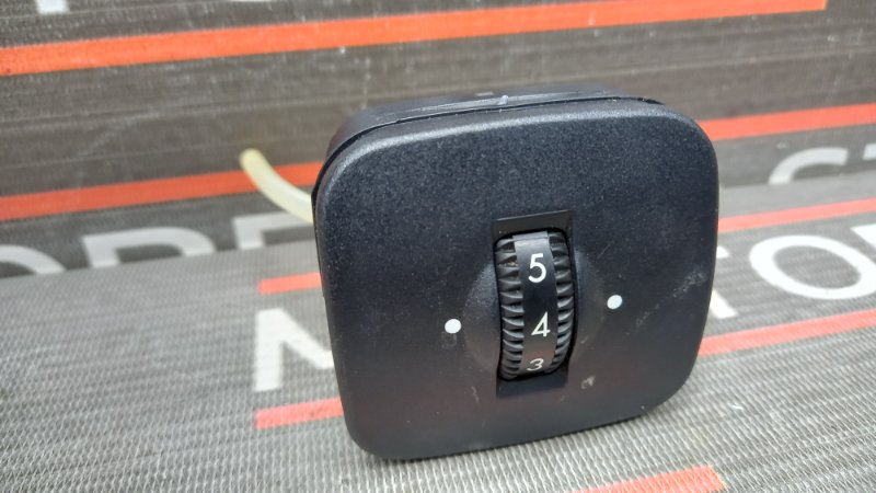 кнопка регулировки сиденья, 350 рублей, Красноярск