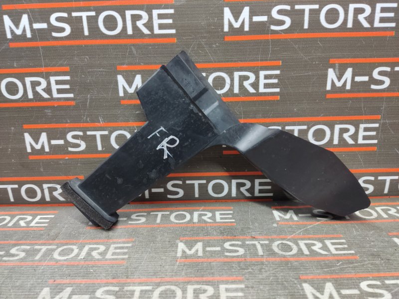 Водосток лобового стекла, 340 рублей, Красноярск