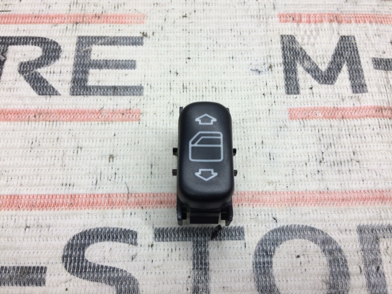 кнопка стеклоподъемника, 300 рублей, Красноярск