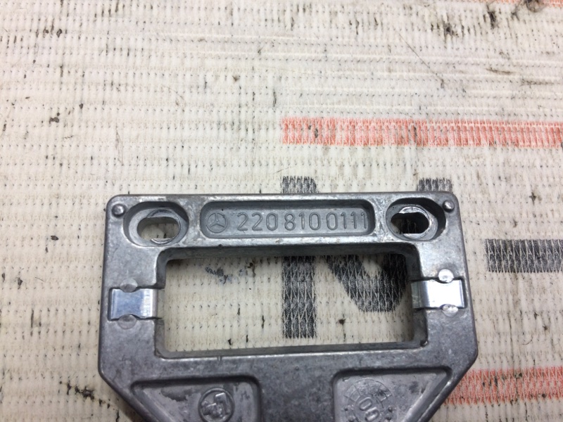 Кронштейн зеркала салона, 280 рублей, Красноярск