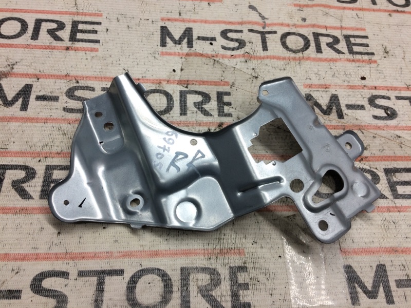 Кронштейн обшивки двери, 300 рублей, Красноярск