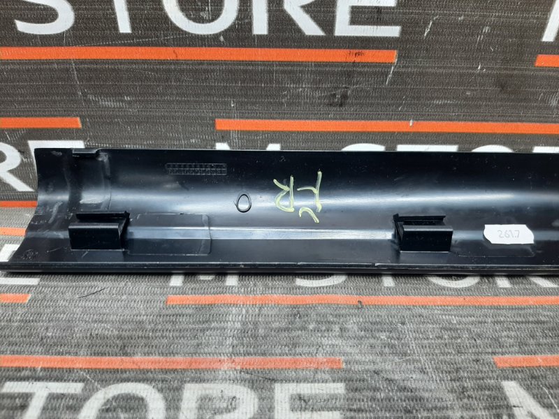 Накладка на порог салона, 210 рублей, Красноярск